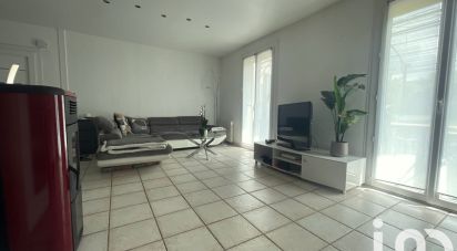 Maison 5 pièces de 81 m² à Commelle-Vernay (42120)
