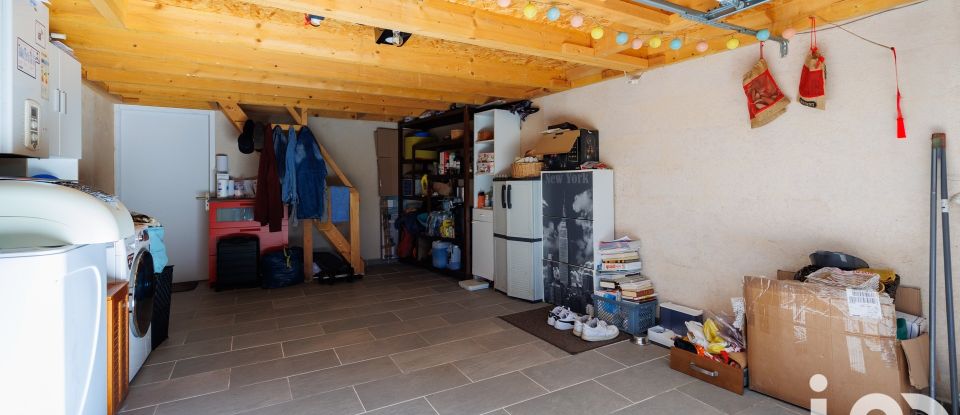 Maison 4 pièces de 90 m² à Vaugneray (69670)