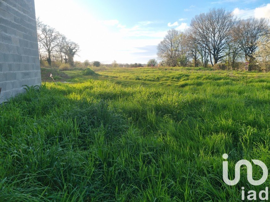 Terrain de 726 m² à Le Cellier (44850)