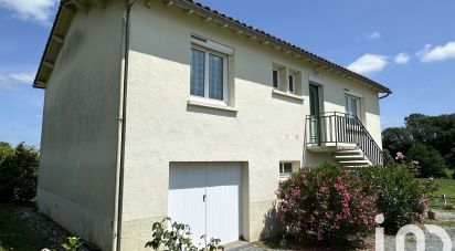 Maison 4 pièces de 80 m² à Antigny (85120)