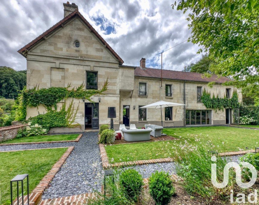 House 10 rooms of 296 m² in Pierrefonds (60350)