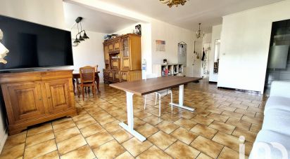 Appartement 3 pièces de 75 m² à Saint-Étienne (42100)