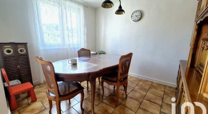 Appartement 3 pièces de 75 m² à Saint-Étienne (42100)