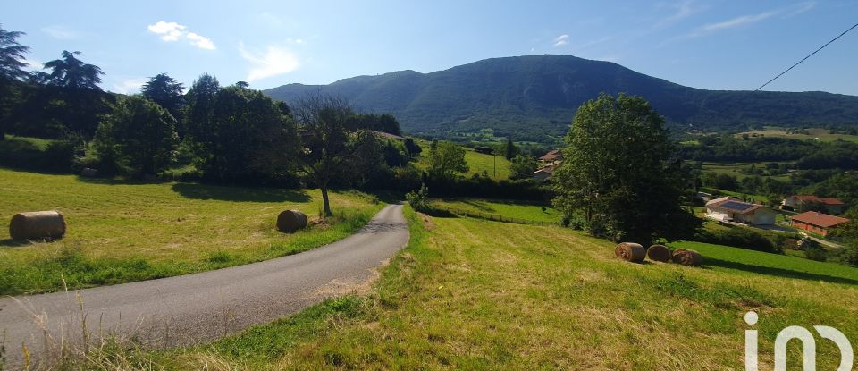 Terrain de 1 141 m² à Saint-Martin-le-Colonel (26190)