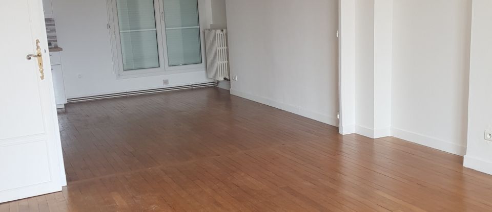 Apartment 4 rooms of 111 m² in Vitry-le-François (51300)