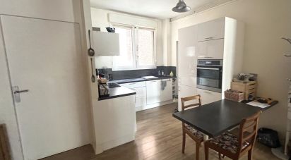 Appartement 4 pièces de 101 m² à Valenciennes (59300)