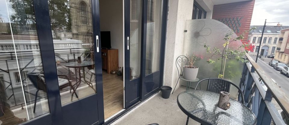 Appartement 4 pièces de 101 m² à Valenciennes (59300)