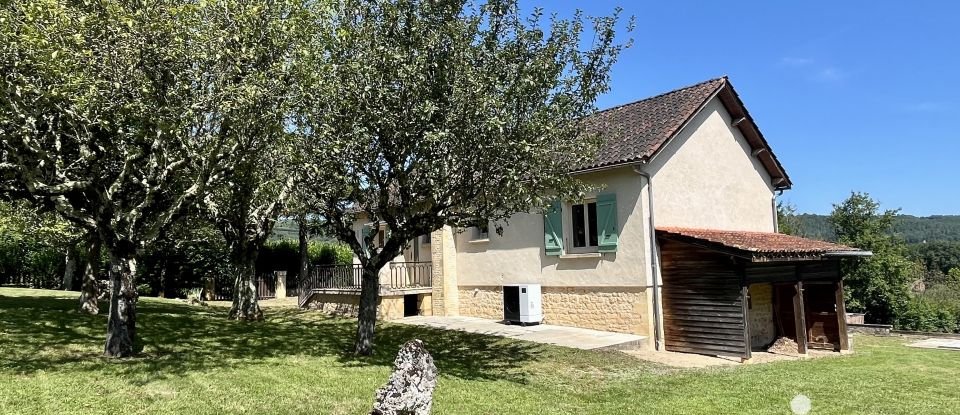 Maison traditionnelle 5 pièces de 97 m² à Saint-Léon-sur-Vézère (24290)