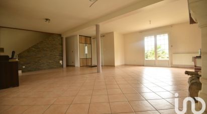 Maison 7 pièces de 175 m² à Mesnil-Panneville (76570)