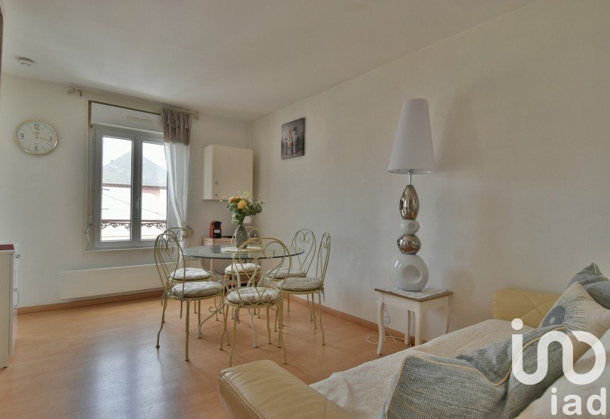 Apartment 3 rooms of 44 m² in Deauville (14800)