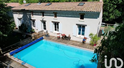 Country house 7 rooms of 202 m² in Chevanceaux (17210)