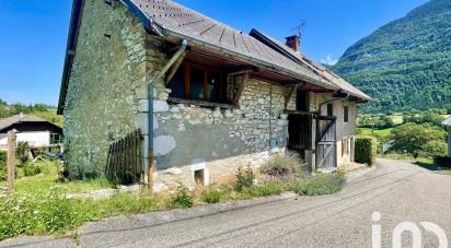 Maison 6 pièces de 170 m² à Saint-Thibaud-de-Couz (73160)