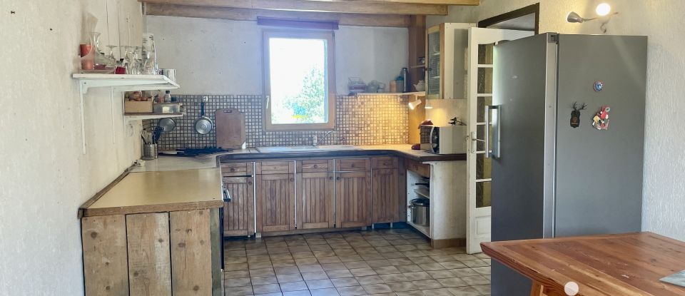 Maison 6 pièces de 170 m² à Saint-Thibaud-de-Couz (73160)