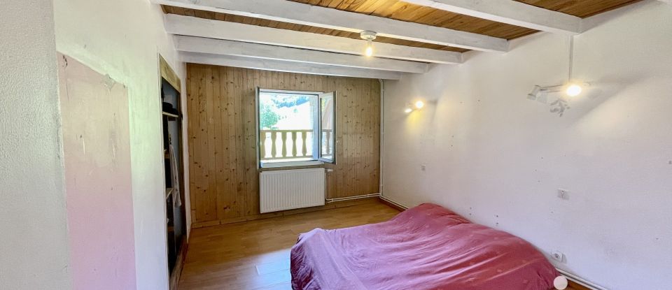 Maison 6 pièces de 170 m² à Saint-Thibaud-de-Couz (73160)