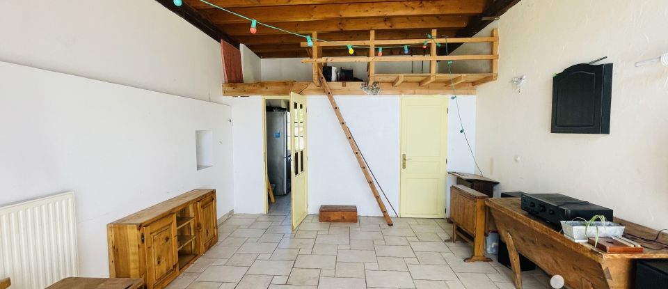 Maison 6 pièces de 170 m² à Saint-Thibaud-de-Couz (73160)