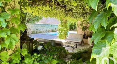 Mas 6 rooms of 154 m² in Caissargues (30132)