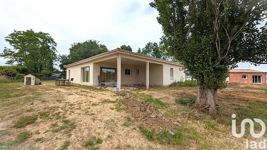 Traditional house 6 rooms of 120 m² in Montendre (17130)