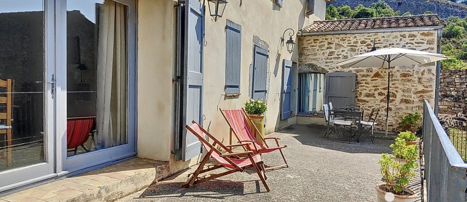 Mas 11 pièces de 300 m² à Saint-Brès (30500)