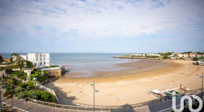 Apartment 4 rooms of 83 m² in Royan (17200)