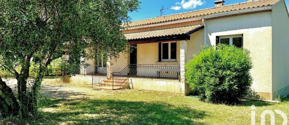 Maison traditionnelle 5 pièces de 104 m² à Saint-Paulet-de-Caisson (30130)