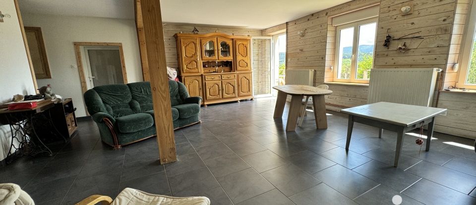 Traditional house 5 rooms of 160 m² in Provenchères-et-Colroy (88490)