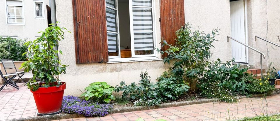 Appartement 6 pièces de 152 m² à Chartres (28000)