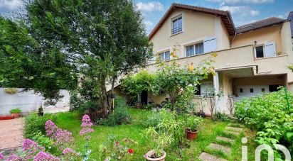 House 11 rooms of 263 m² in Yerres (91330)