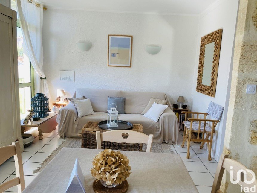 Apartment 3 rooms of 40 m² in Soulac-sur-Mer (33780)