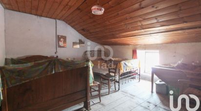 Village house 3 rooms of 60 m² in Saint-Izaire (12480)