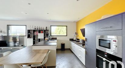 Maison 6 pièces de 139 m² à Saint-Chély-d'Apcher (48200)