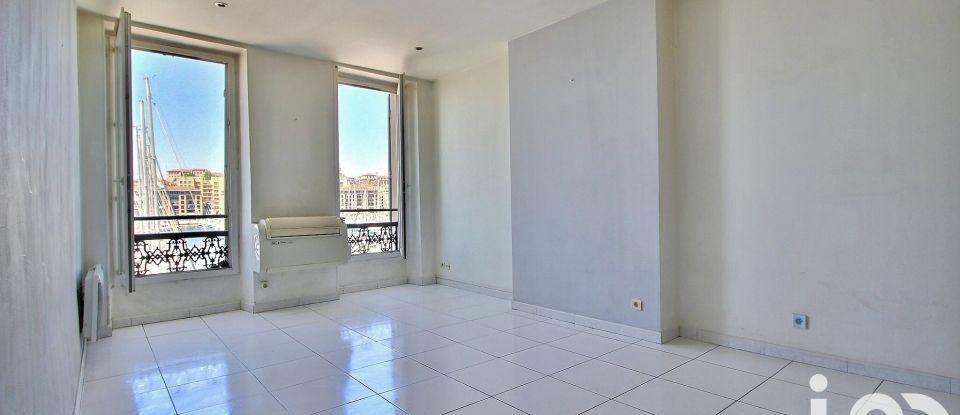 Appartement 3 pièces de 65 m² à Marseille (13007)