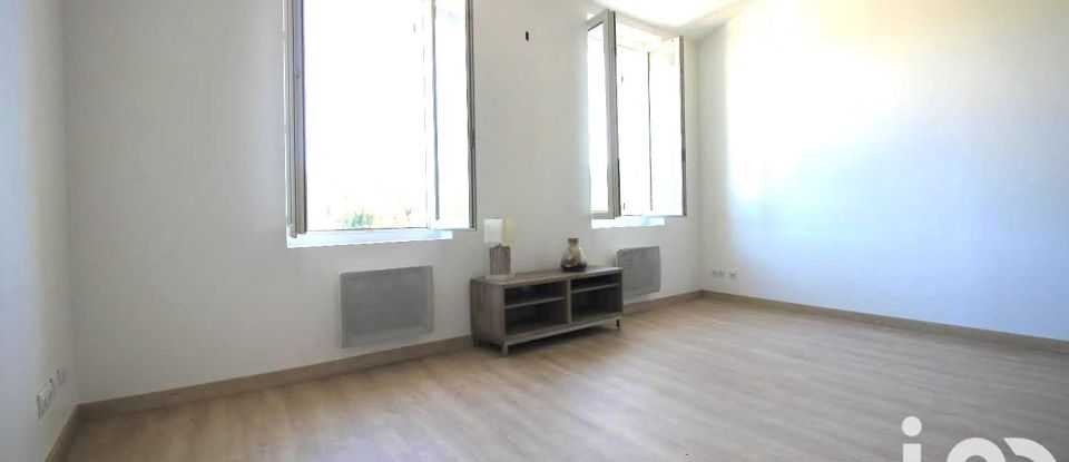 Appartement 2 pièces de 41 m² à Auriol (13390)