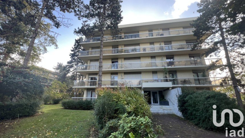 Parking of 15 m² in Brunoy (91800)