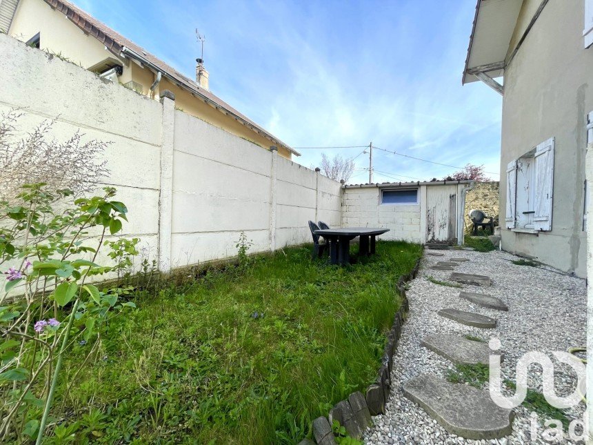 Duplex 4 rooms of 78 m² in Eaubonne (95600)