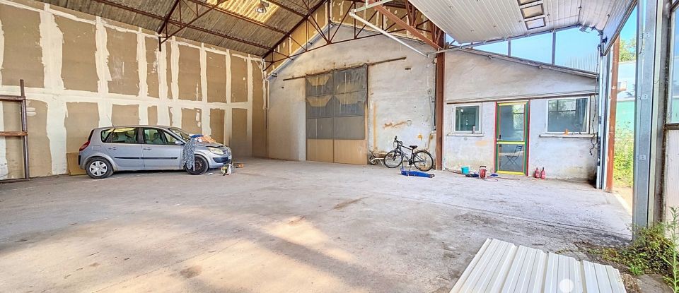 Parking/garage/box de 550 m² à Cosne-Cours-sur-Loire (58200)