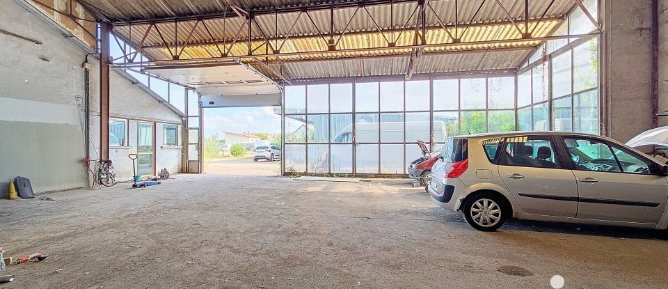 Parking/garage/box de 550 m² à Cosne-Cours-sur-Loire (58200)