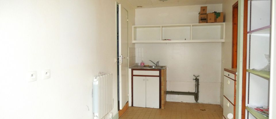 House 3 rooms of 30 m² in Courgent (78790)