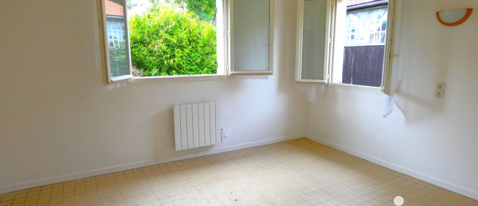 House 3 rooms of 30 m² in Courgent (78790)