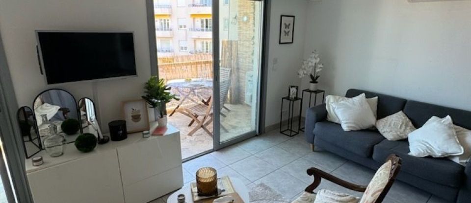 Apartment 1 room of 30 m² in Cannes (06400)