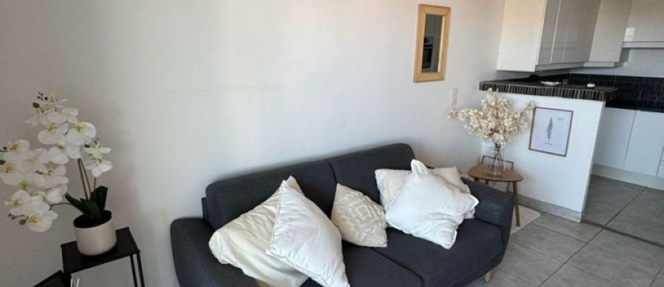 Apartment 1 room of 30 m² in Cannes (06400)