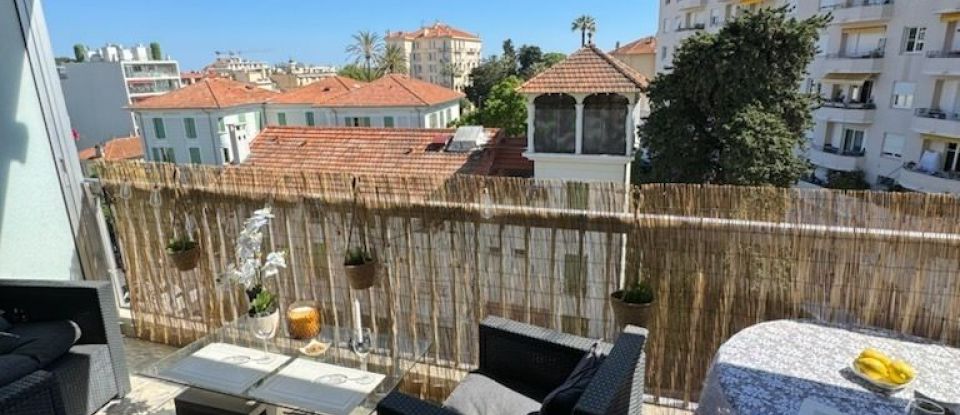 Appartement 1 pièce de 30 m² à Cannes (06400)