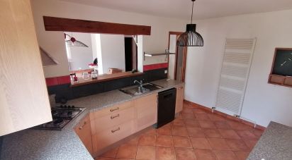 Maison 5 pièces de 150 m² à Saint-Pierre-lès-Nemours (77140)