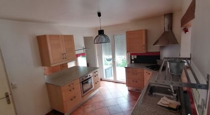 Maison 5 pièces de 150 m² à Saint-Pierre-lès-Nemours (77140)