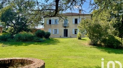 Maison 9 pièces de 354 m² à Castelnau-Barbarens (32450)