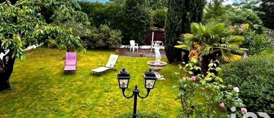 House 2 rooms of 70 m² in Savigny-sur-Orge (91600)