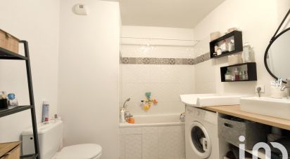 Appartement 2 pièces de 39 m² à Marseille (13015)