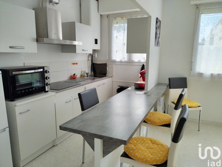 Apartment 2 rooms of 46 m² in Mourenx (64150)