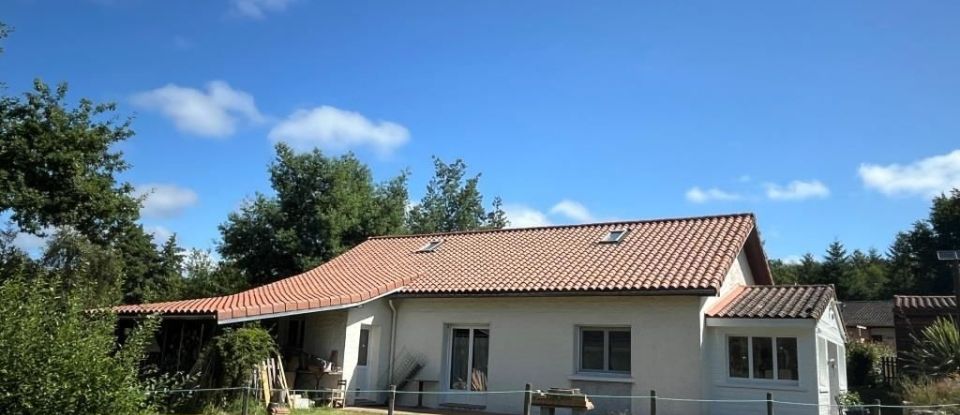 Maison 17 pièces de 420 m² à Augignac (24300)