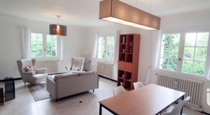 Maison 7 pièces de 165 m² à Port-Sainte-Foy-et-Ponchapt (33220)