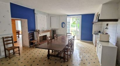 House 5 rooms of 157 m² in Moncontour (86330)